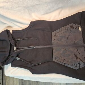 Levelwear Verve modern fit heather pebble hooded vest